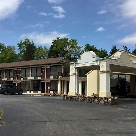 Sunset Inn Clarksville Exterior foto